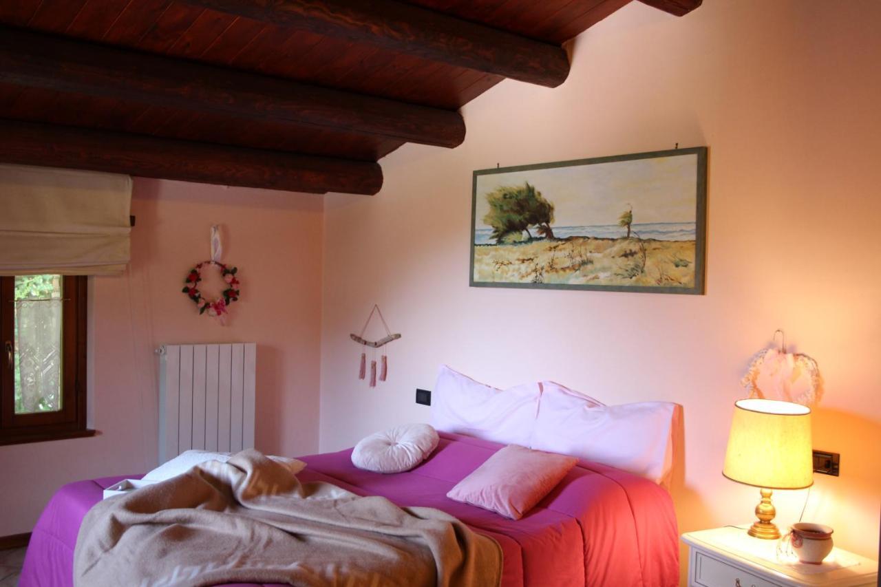 Smerillo Casale Fontanile Bed And Breakfast المظهر الخارجي الصورة
